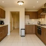 Modern 5Br Stay For Work & Groups