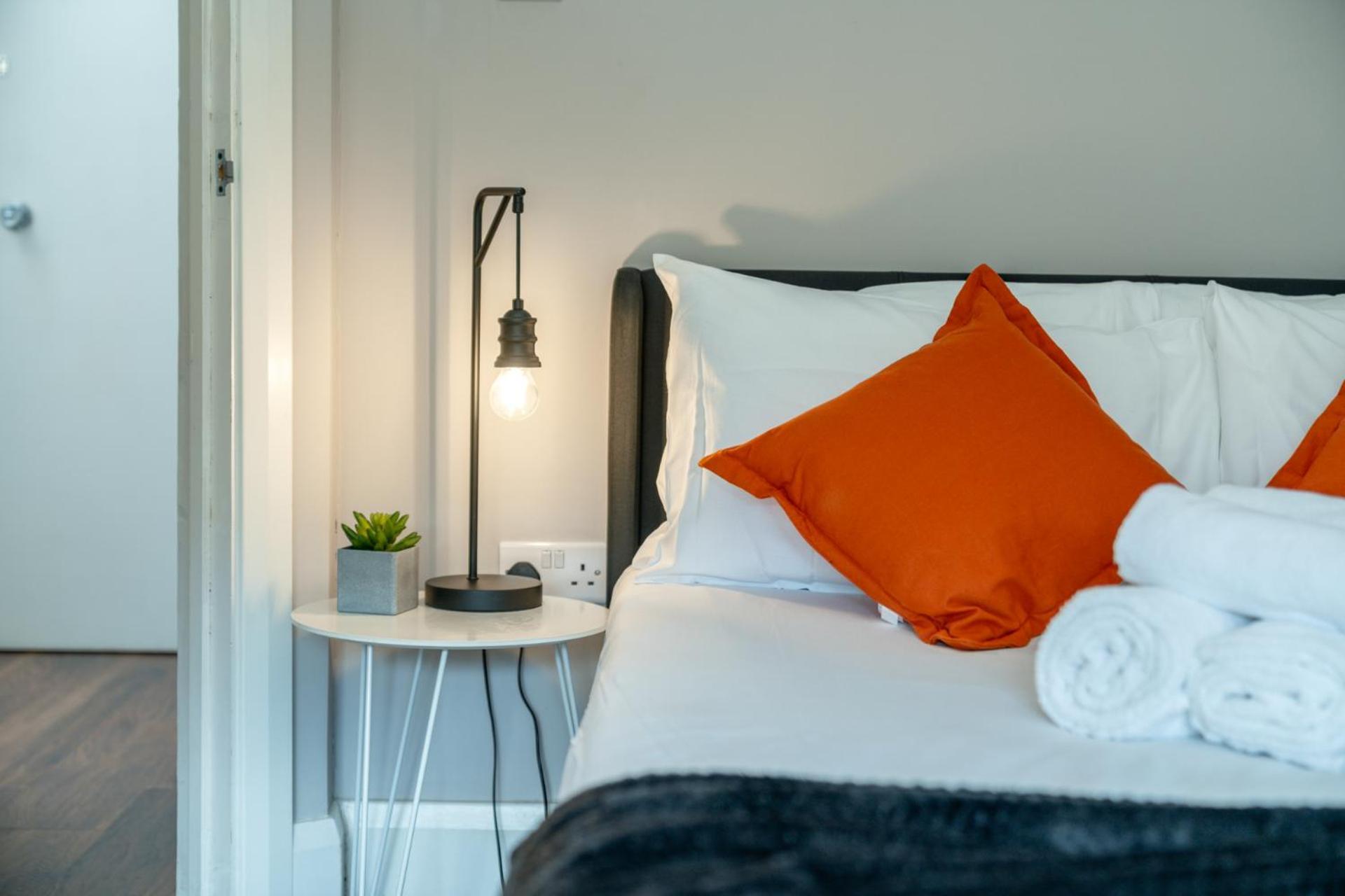 Town Centre Watford 2 Bedoom Fast Wifi,parking-15 Mins To London Watford (Hertfordshire)