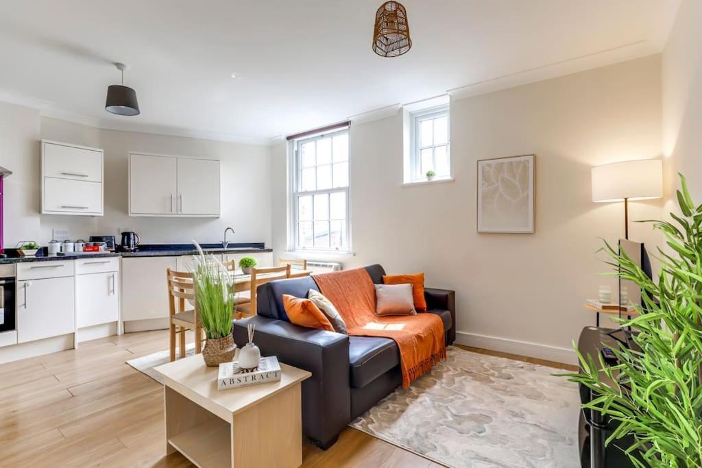 Apartment Dragonsgate - Centre 1 Bed - Perfect For Travel Business *