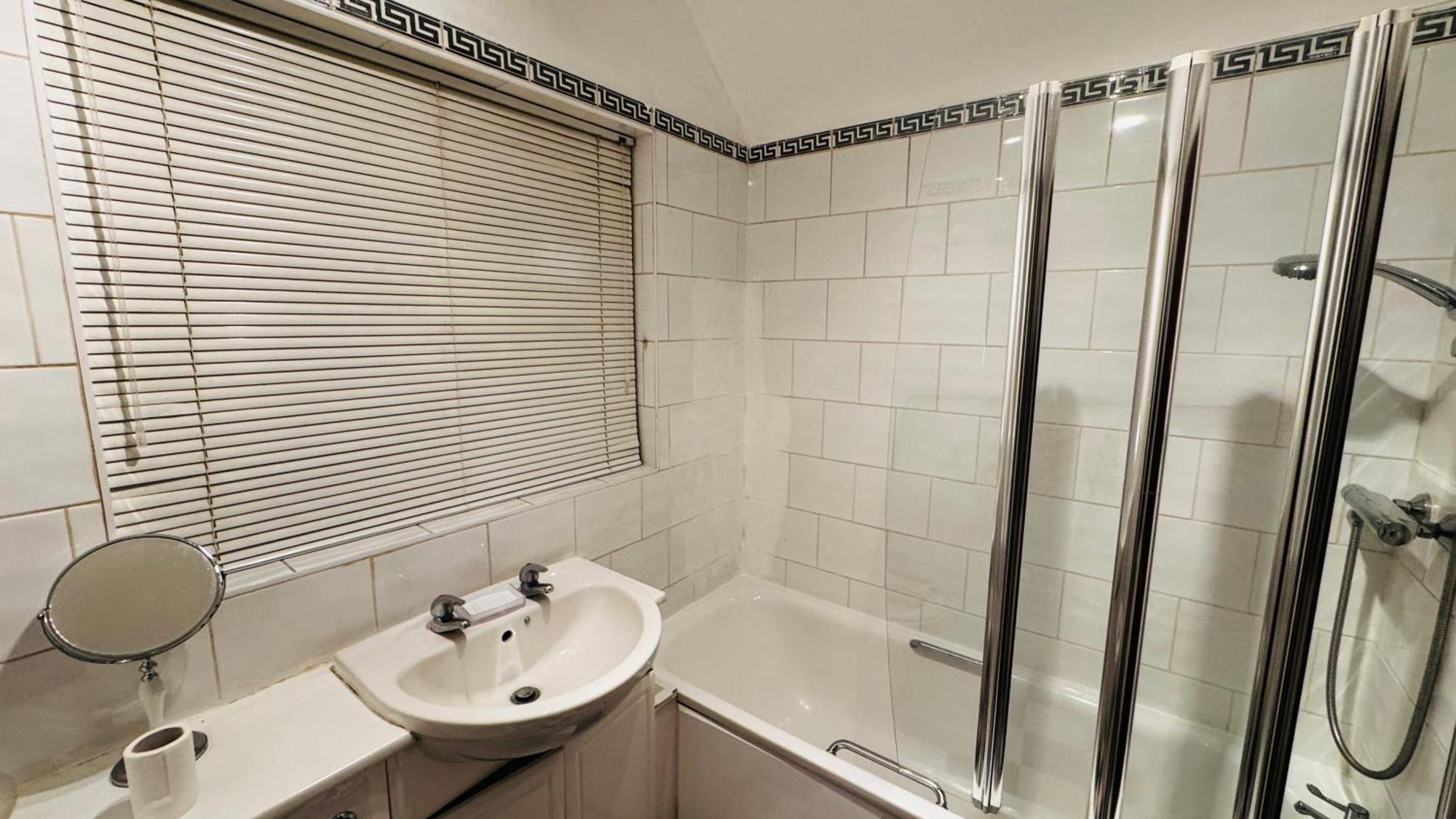 Entire Four Bedroom Spacious In St Albans Watford (Hertfordshire)