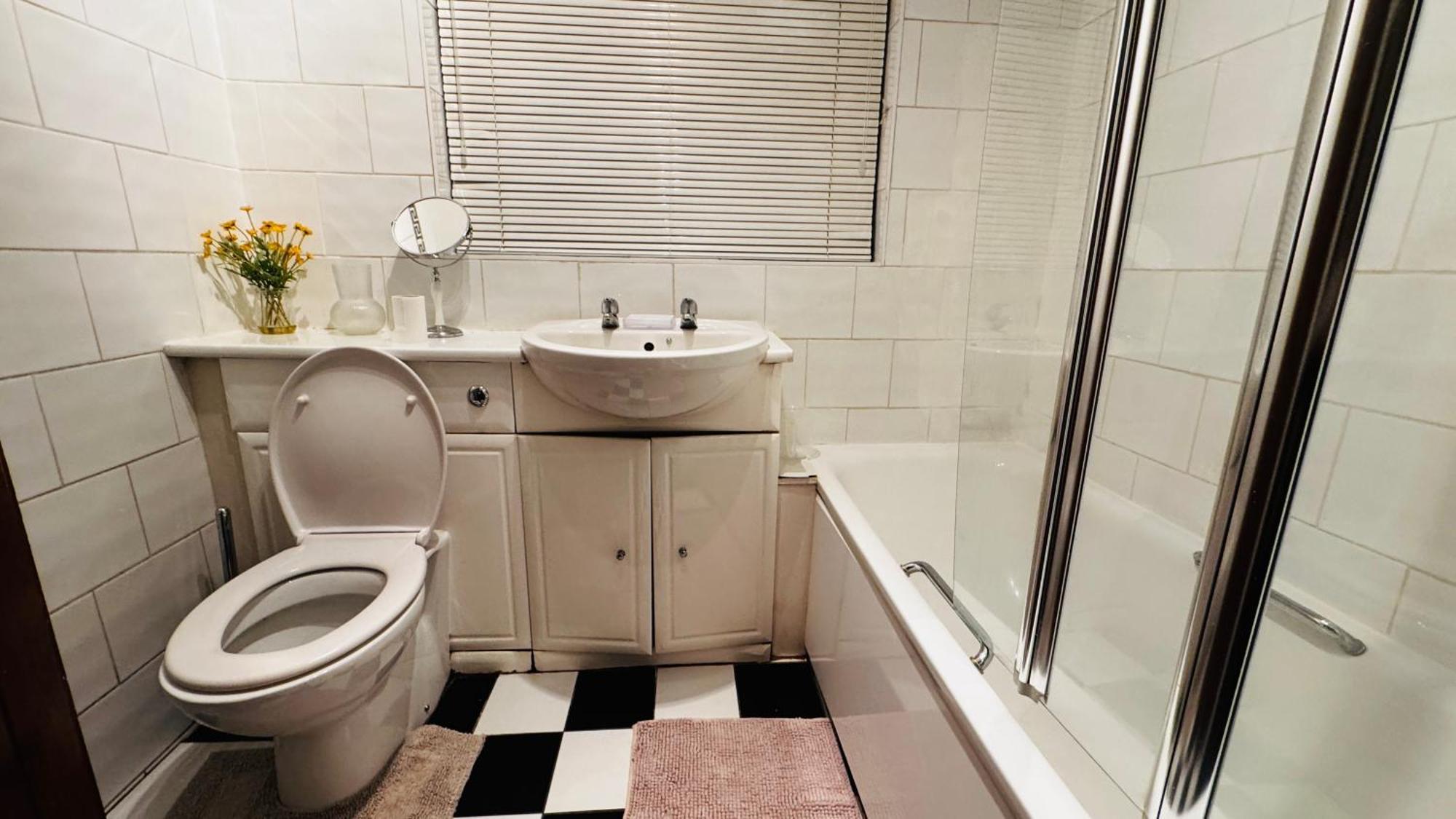 Entire Four Bedroom Spacious In St Albans Holiday home Watford (Hertfordshire)