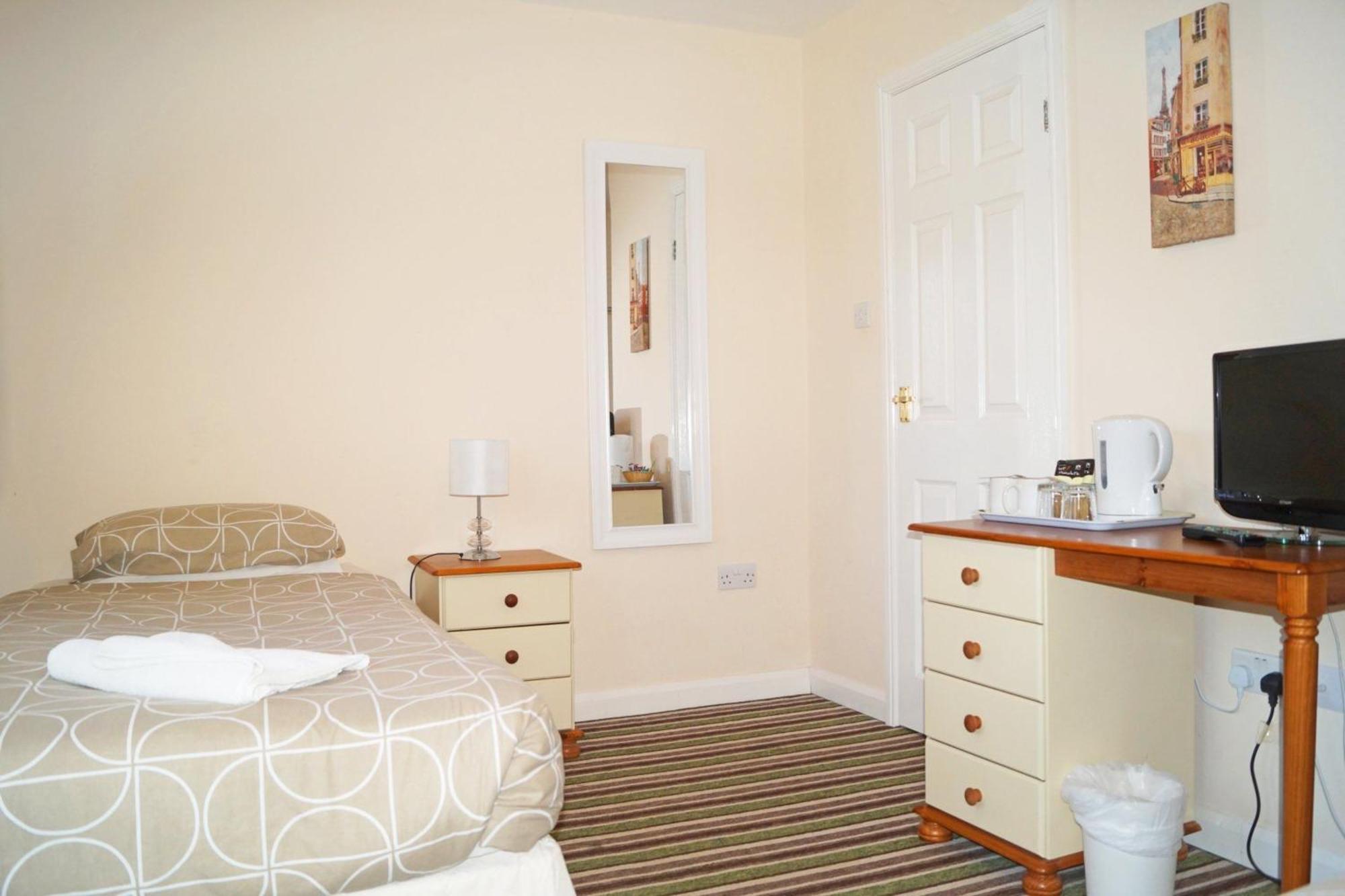 Hotel Ricky Road - Budget Watford (Hertfordshire)