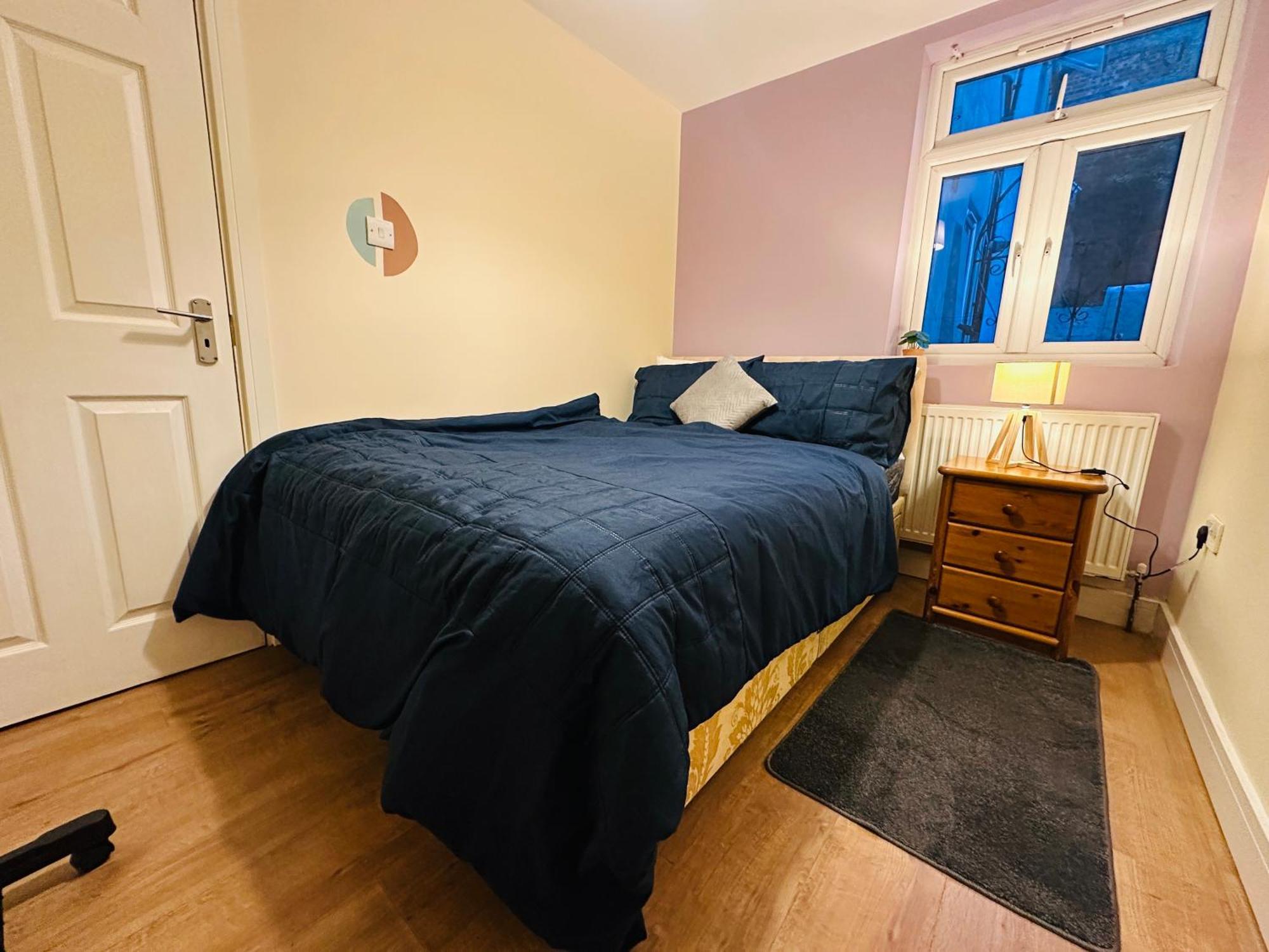 Apartment London Stylish For 6 Guests With Parking *