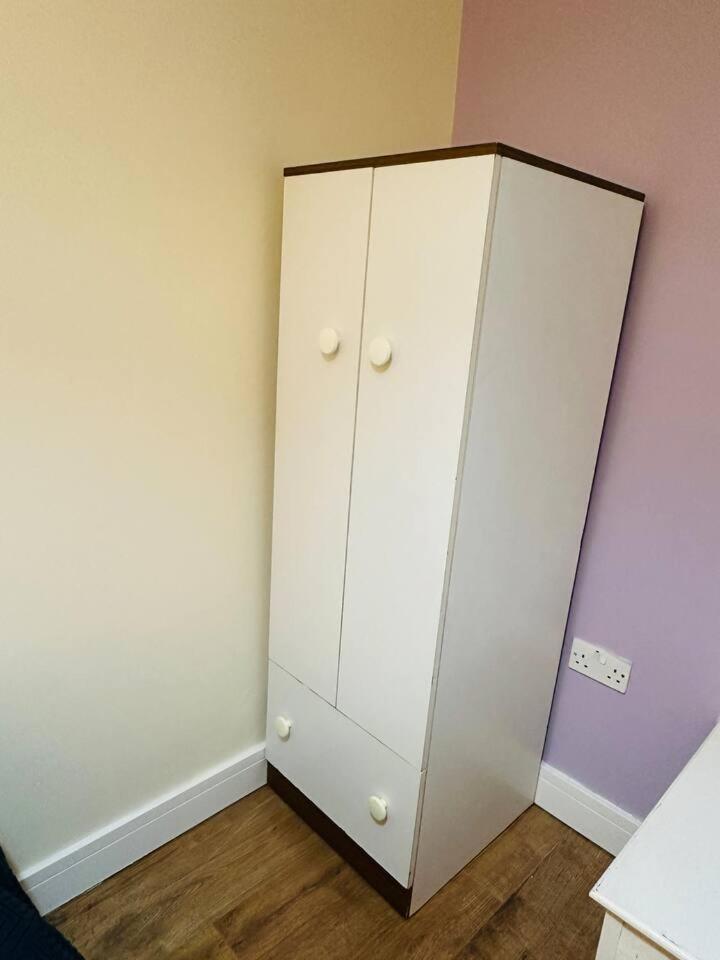 London Stylish For 6 Guests With Parking Apartment *