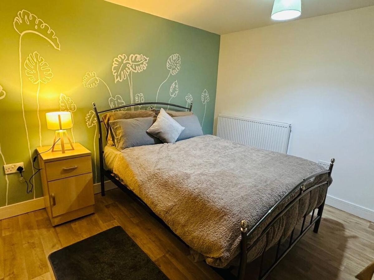 London Stylish For 6 Guests With Parking Apartment *