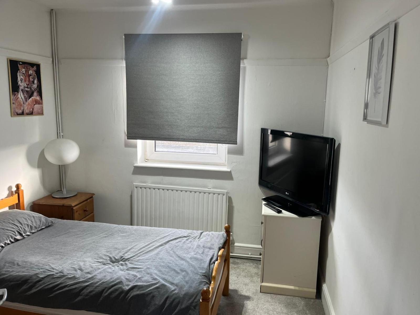 Albans Road - 4 Bedroom Luxury * Watford (Hertfordshire)