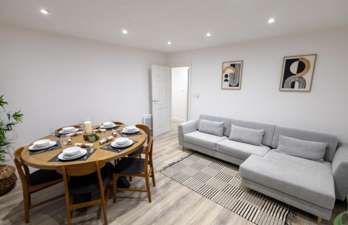 Stylist 2bd Flat *
