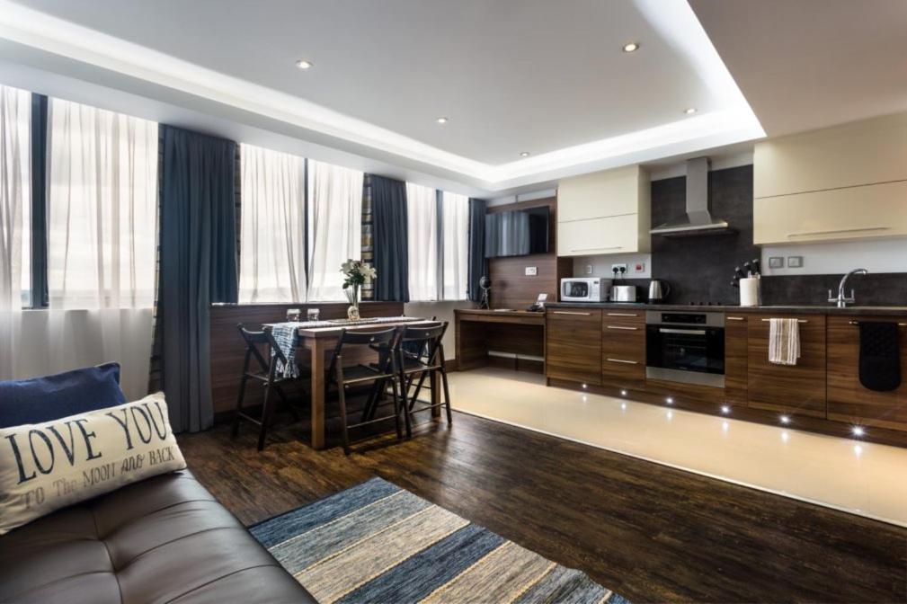 Livin' Serviced Hotel