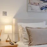 Arliss Suite
