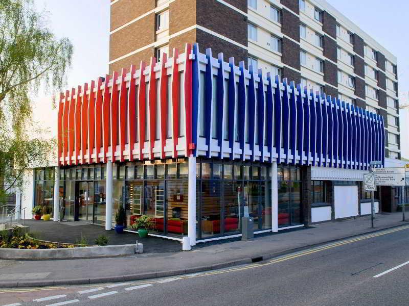 The Quarters Watford 3*