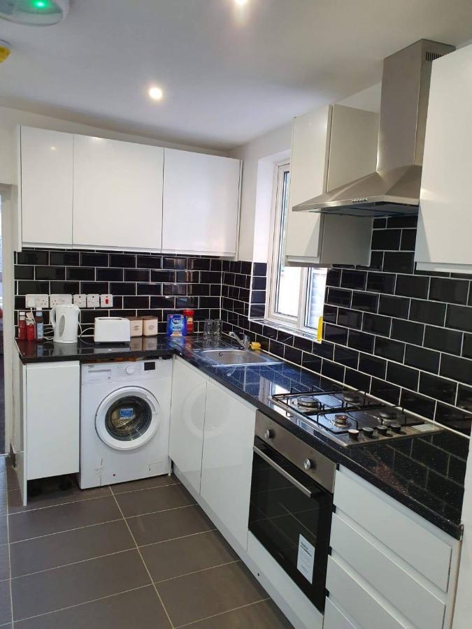 Deluxe En-suite Bedroom In The Centre Of Watford * Watford (Hertfordshire)
