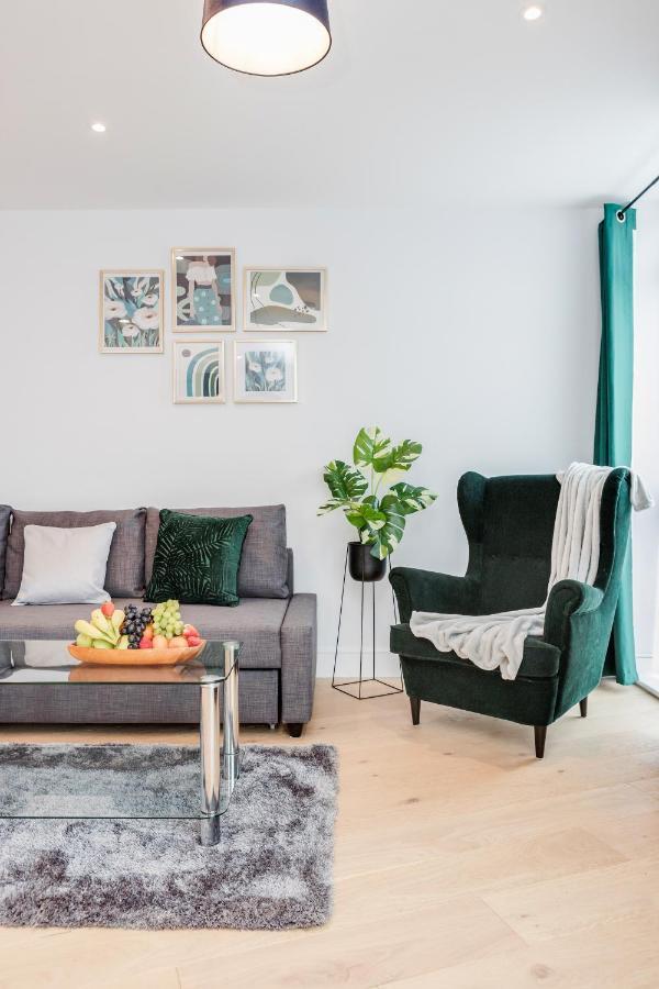 Apartment Watford Cassio Luxury - Modernview Serviced
