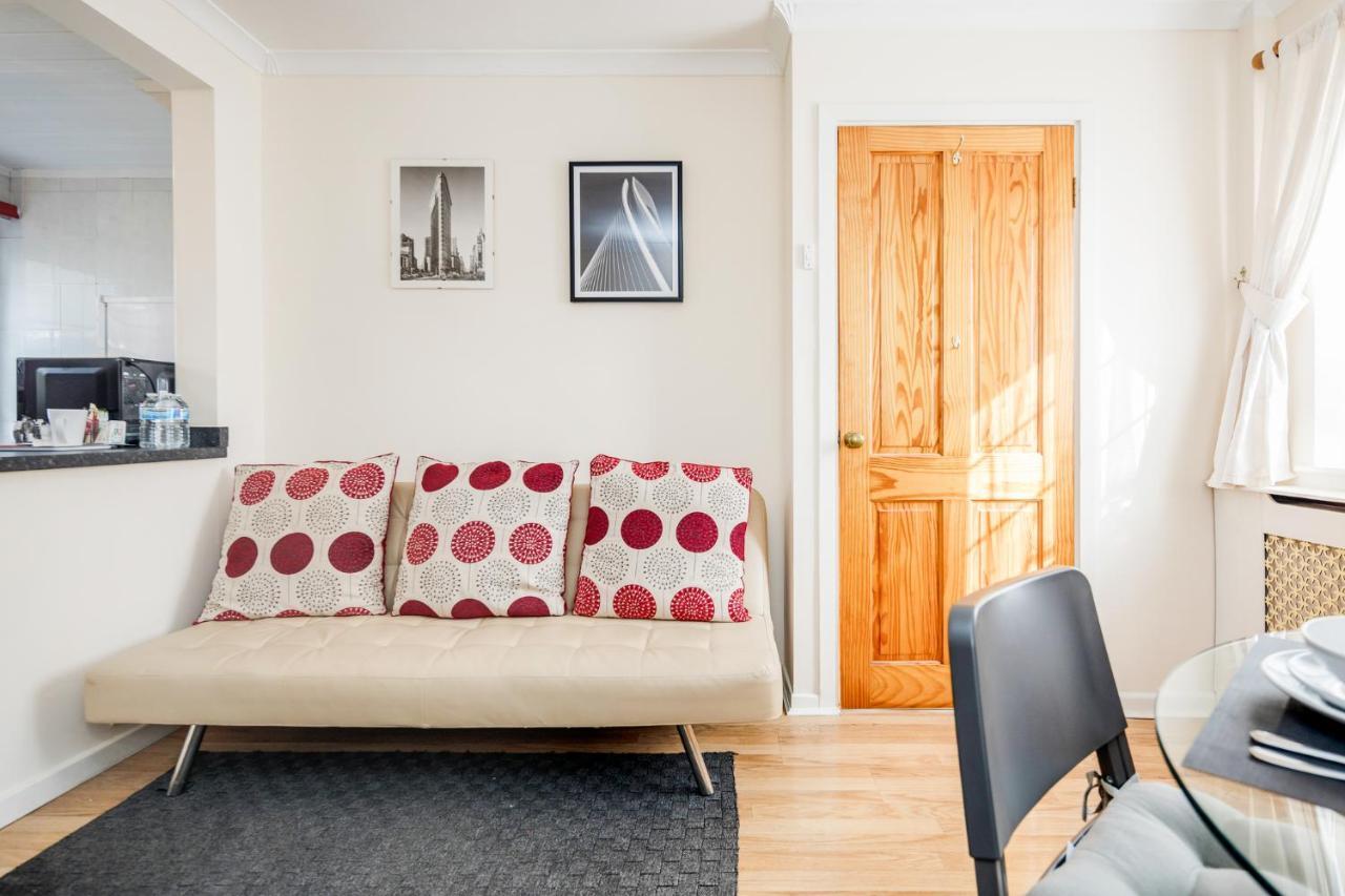 Apartment Mpl - Woodside House By Harry Potter