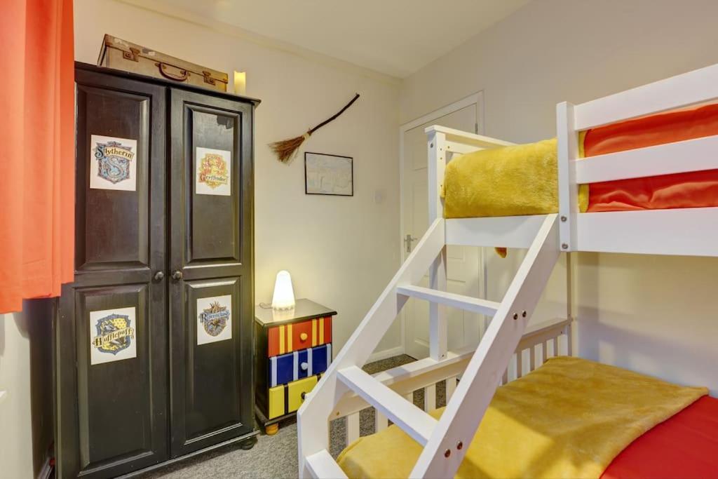 Apartment Harry's House