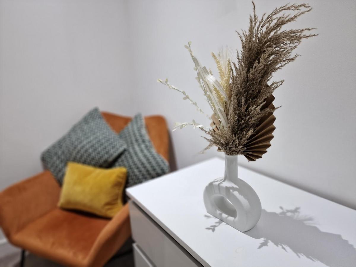 Watford Modern - Travellers & Contractors Welcomed Apartamento