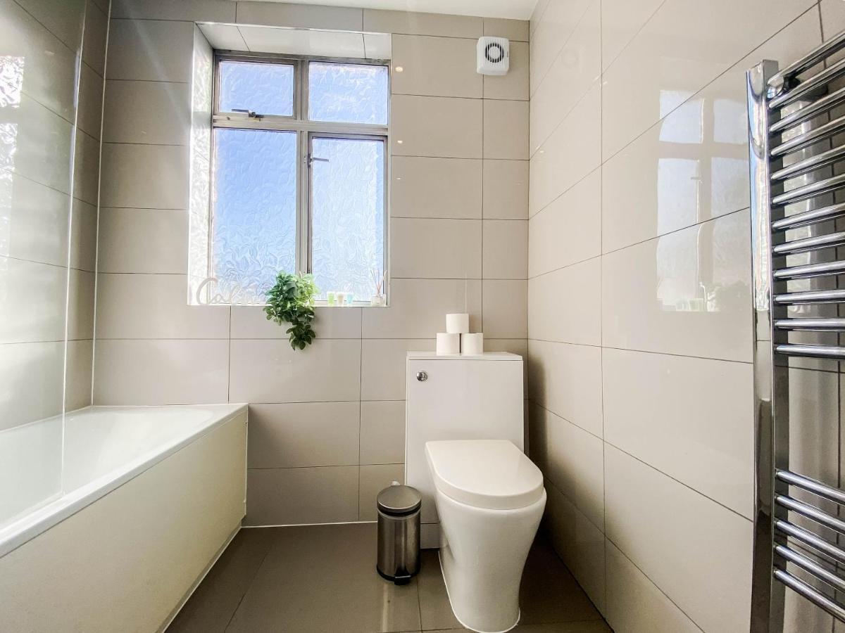 Urban Escape Stylish 3bedroom In Watford Center Watford (Hertfordshire)