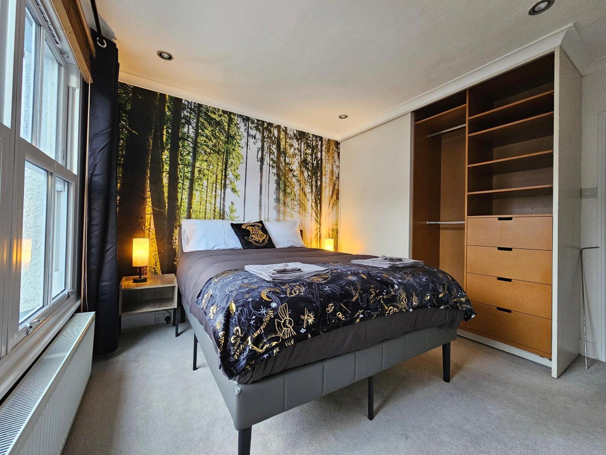 Holiday home Magical Harry Potter Themed In - Free Off-street Parking Watford (Hertfordshire)