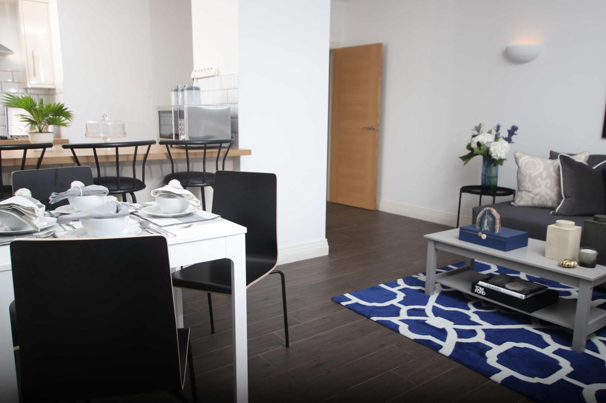 Aisiki Living: Flexible With Free Wi-fi And Parking Apartment