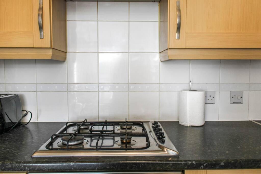Apartment Modern 2-bed In Watford Centre