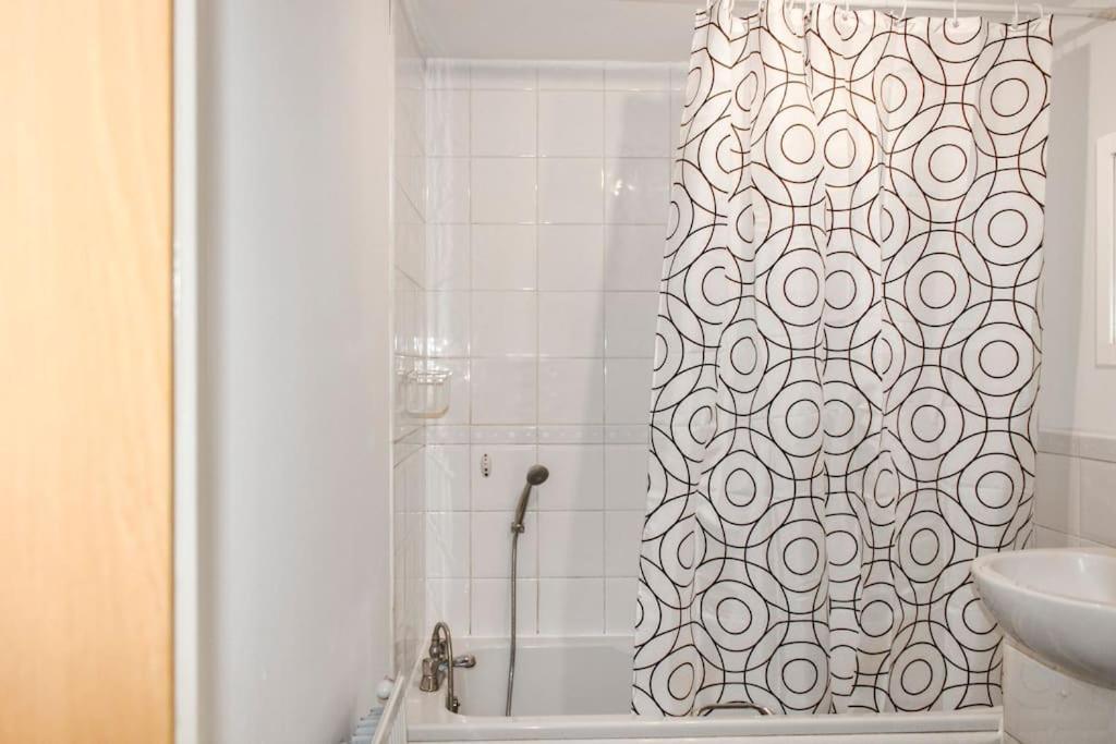 Apartment Modern 2-bed In Watford Centre