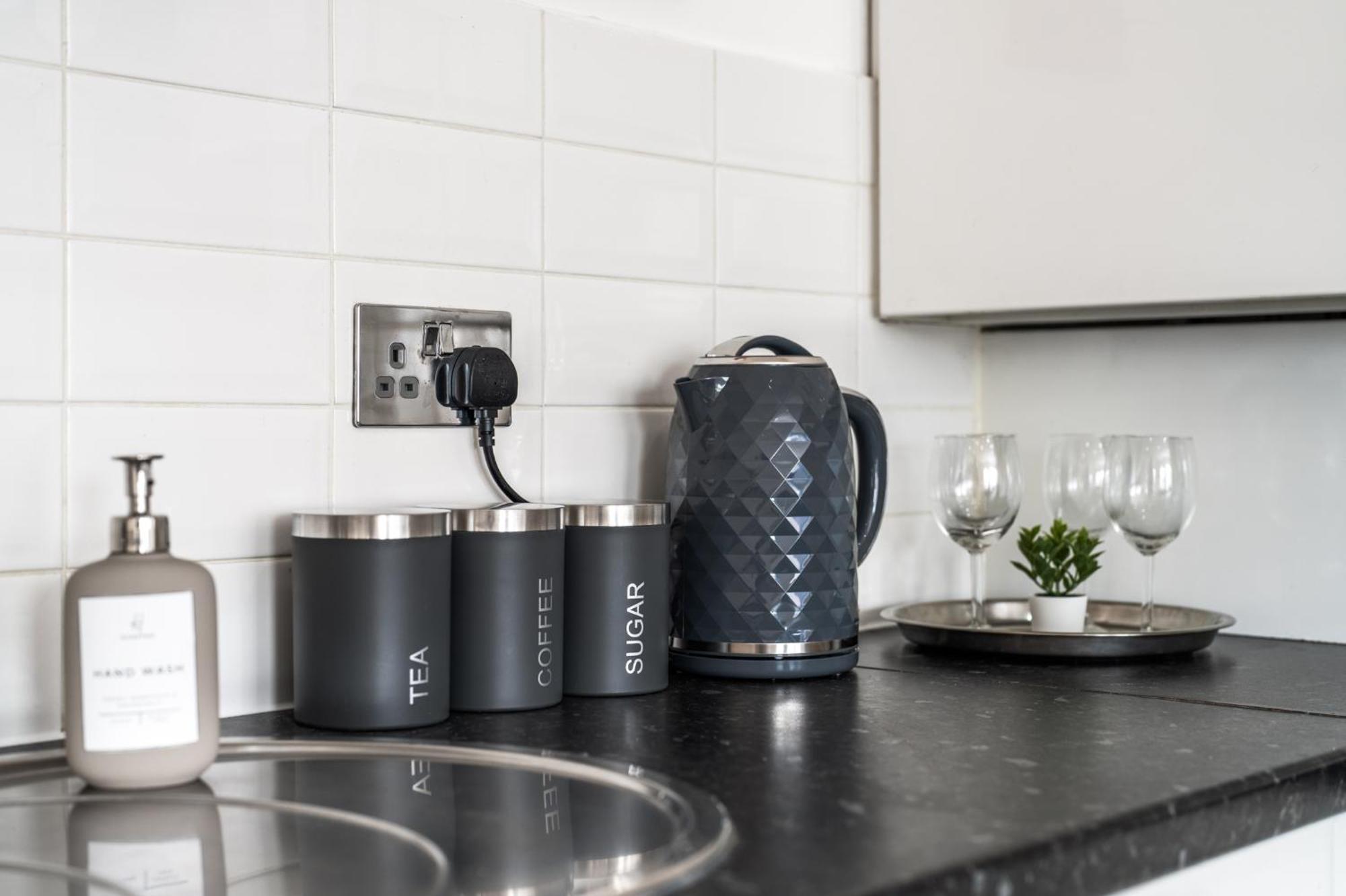 Central Watford Retreat By Hampton - Ideal For Contractors & Leisure Guests Apartment