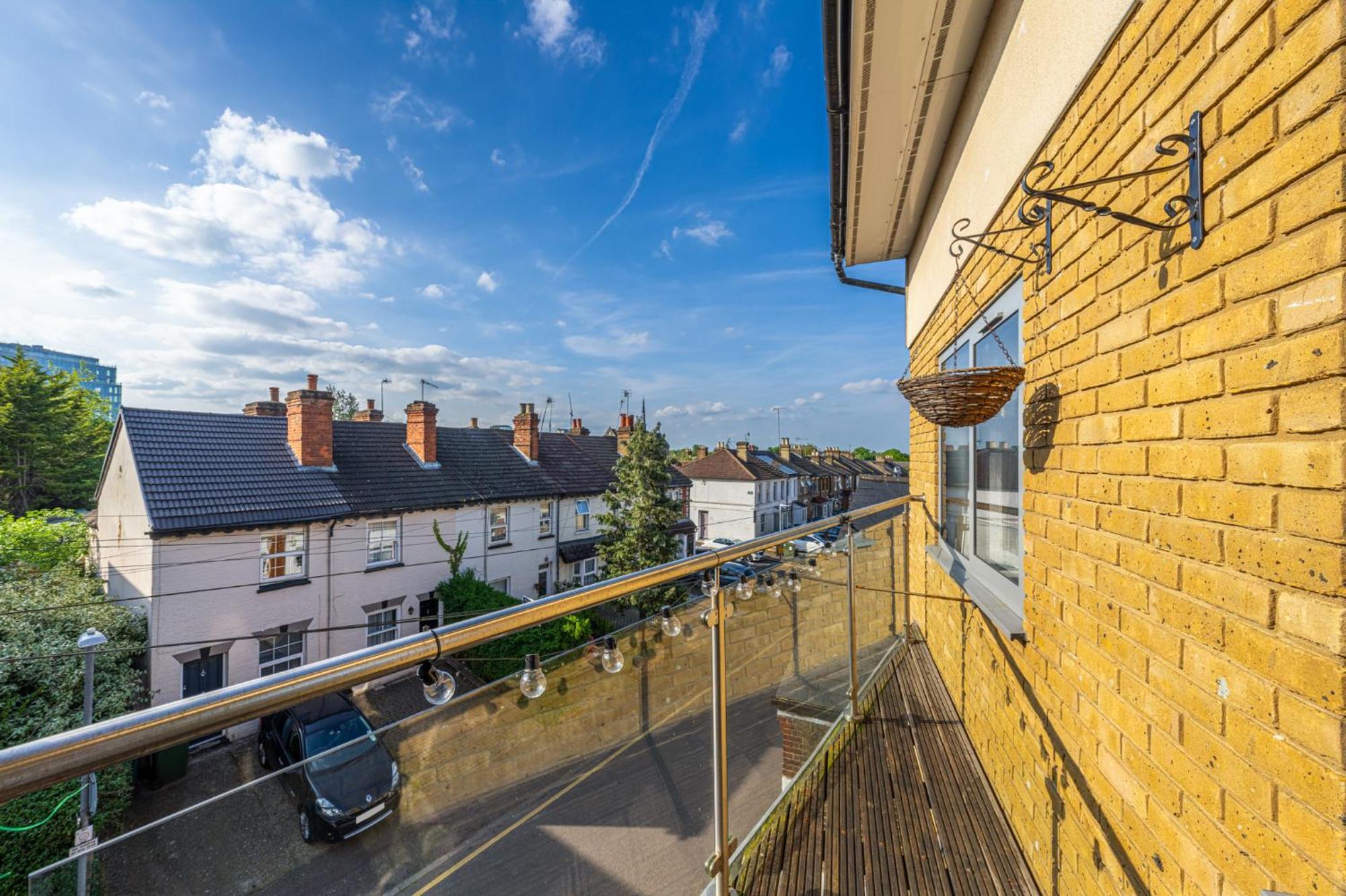 Central Watford Retreat By Hampton - Ideal For Contractors & Leisure Guests * Watford (Hertfordshire)