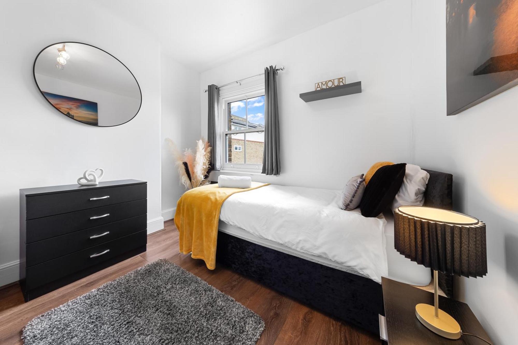 Apartment The Hogwarts Retreat - Cinema - June 8th - 12th Offer! *