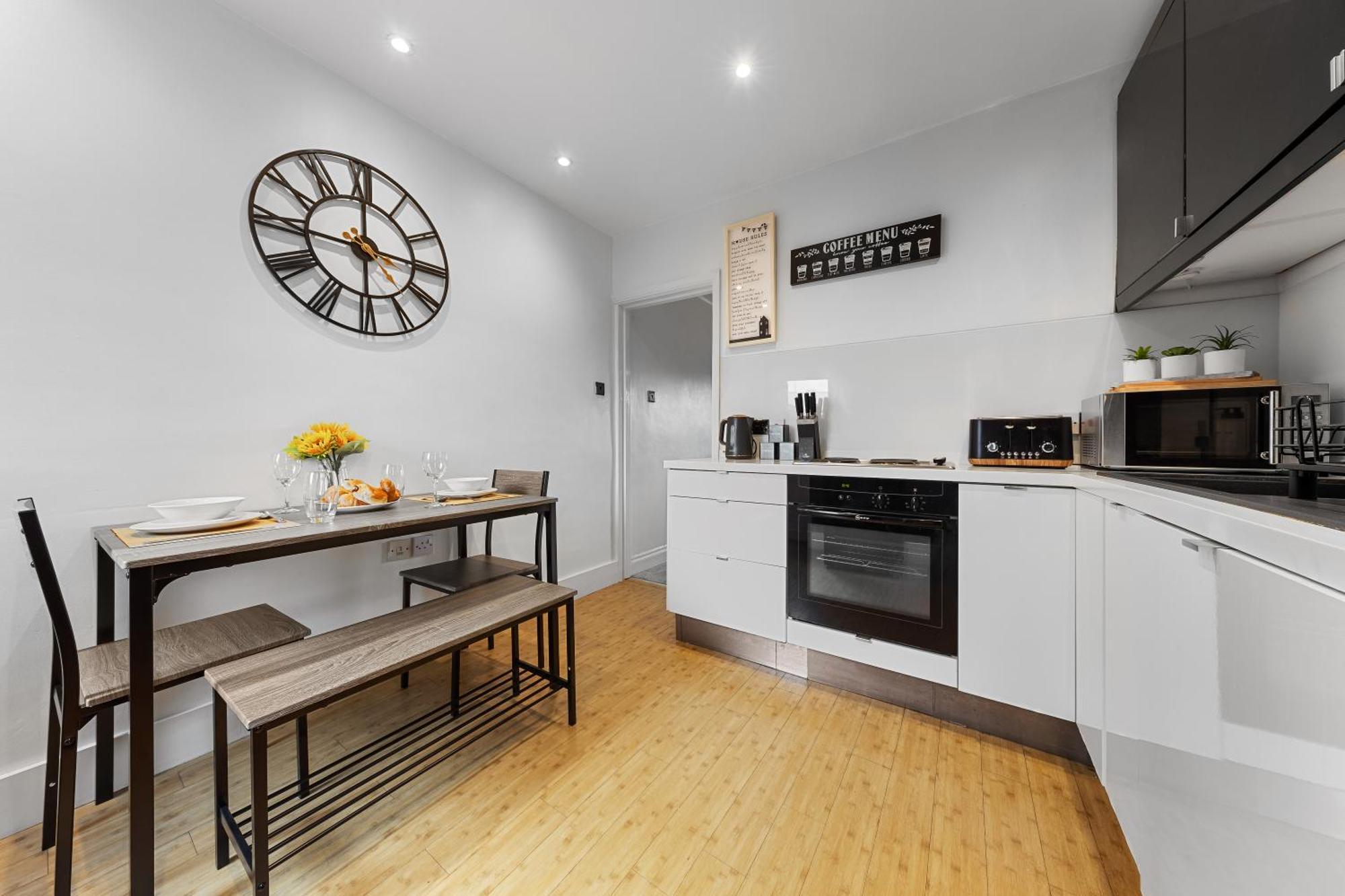 Apartment The Hogwarts Retreat - Cinema - June 8th - 12th Offer! Watford (Hertfordshire)