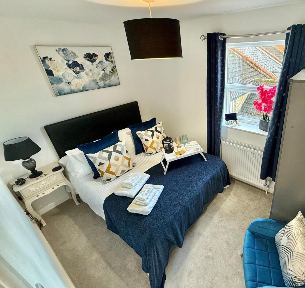 Apartment 4 -local -contractors- London *
