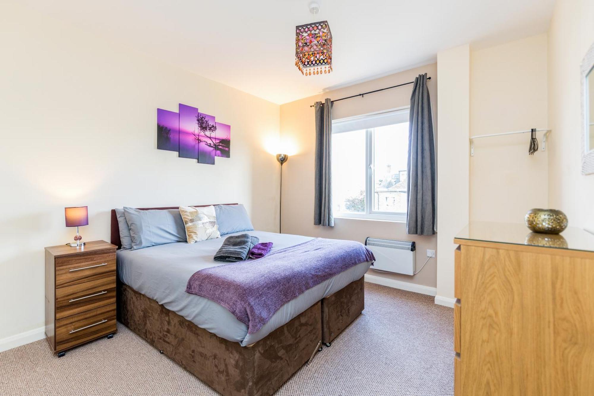 Alexandra's Watford (Hertfordshire)